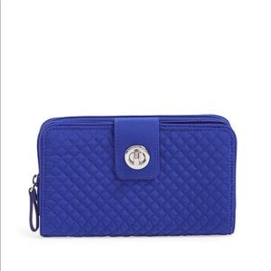 Iconic RFID Turnlock Wallet